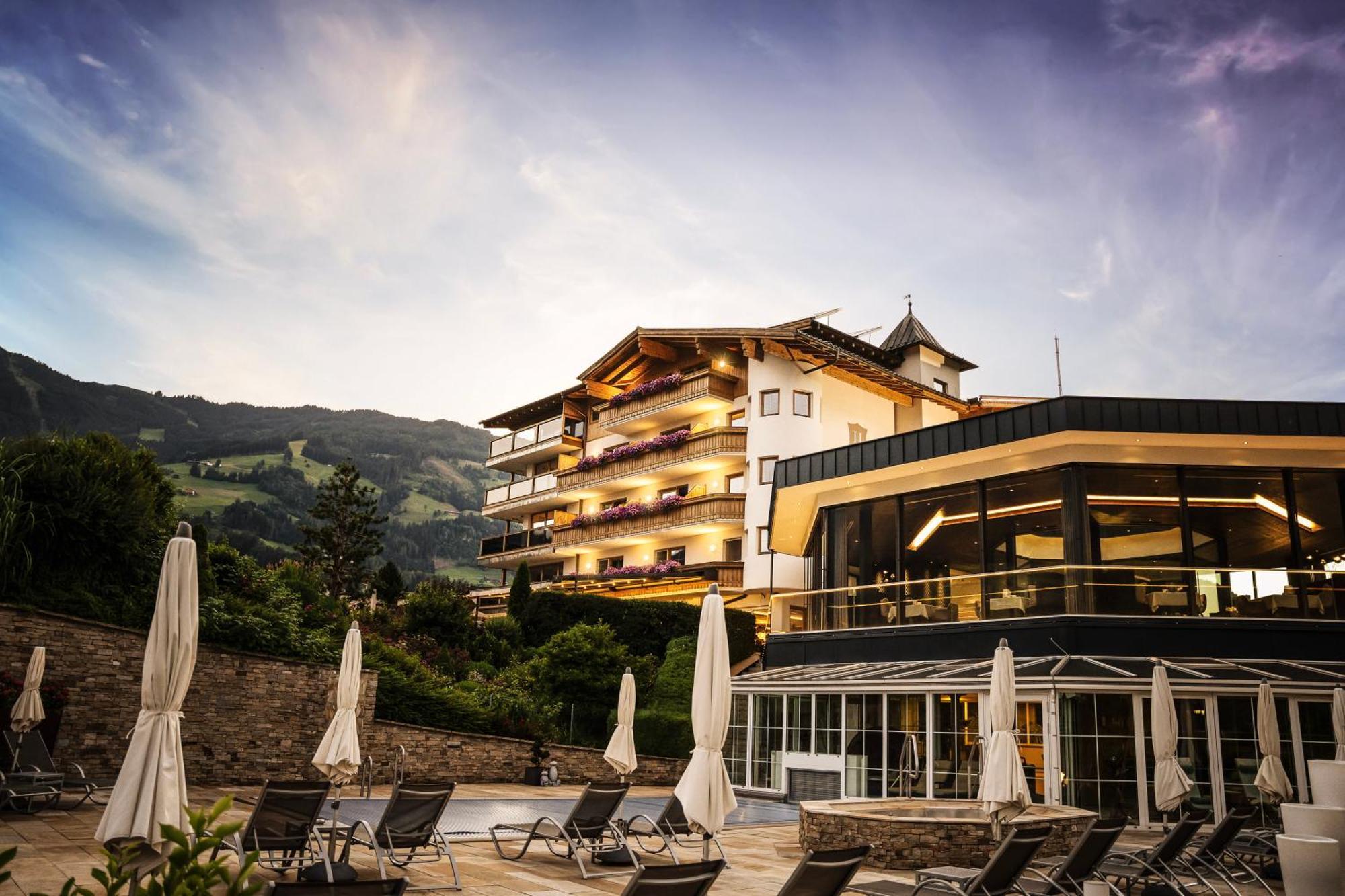 Held Hotel Fügen Exterior foto